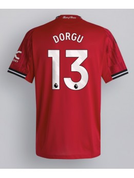 Billige Manchester United Patrick Dorgu #13 Hjemmedrakt 2025-26 Kortermet